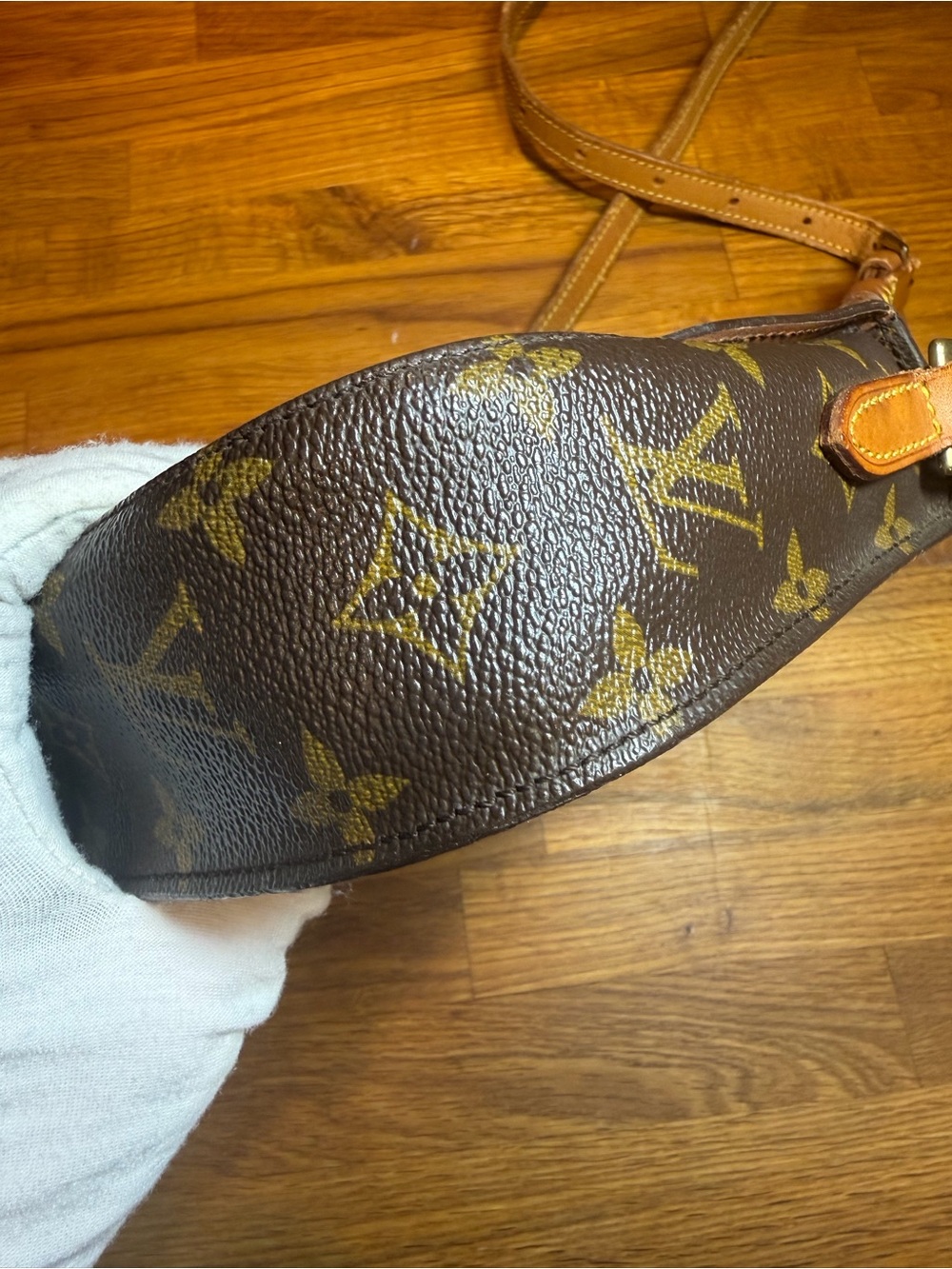 VINTAGE Louis Vuitton Monogram PM St. Cloud Crossbody w COA and Dust Bag - Picture 9 of 17